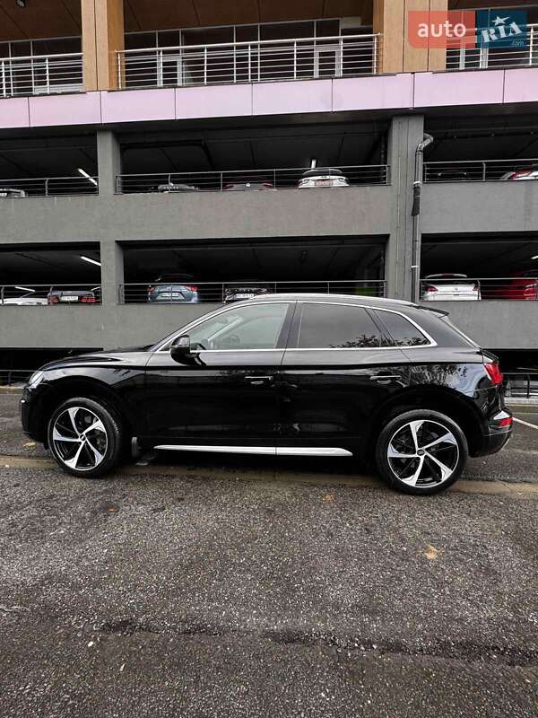 Внедорожник / Кроссовер Audi Q5 2018 в Львове