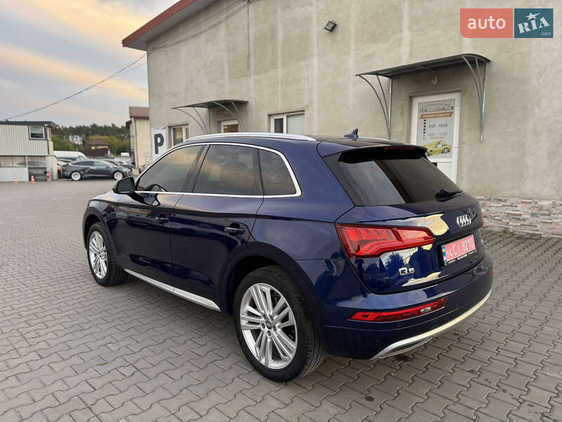 Внедорожник / Кроссовер Audi Q5 2018 в Луцке фото 5 Внедорожник / Кроссовер Audi Q5 2018 в Луцке