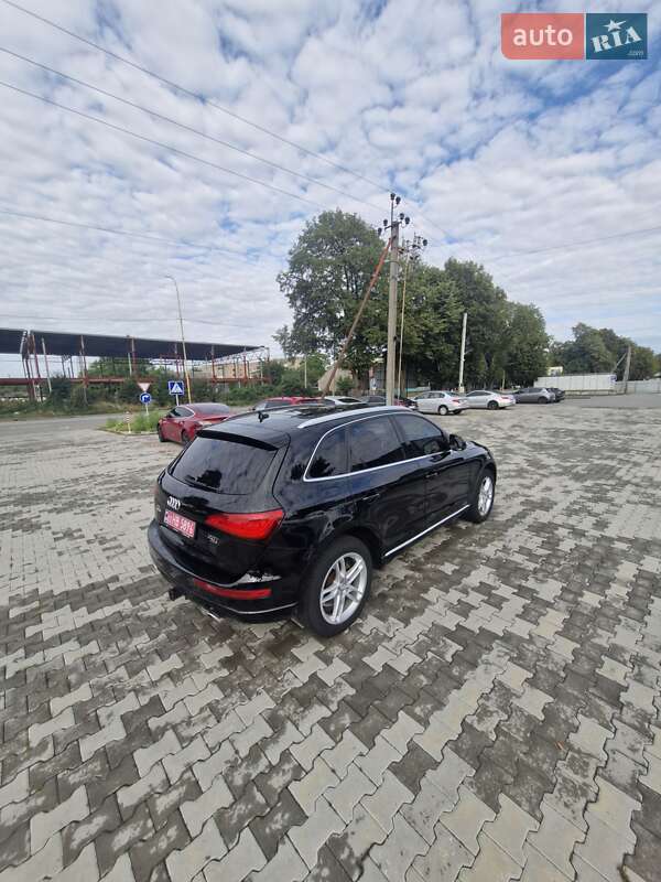 Внедорожник / Кроссовер Audi Q5 2014 в Ужгороде
