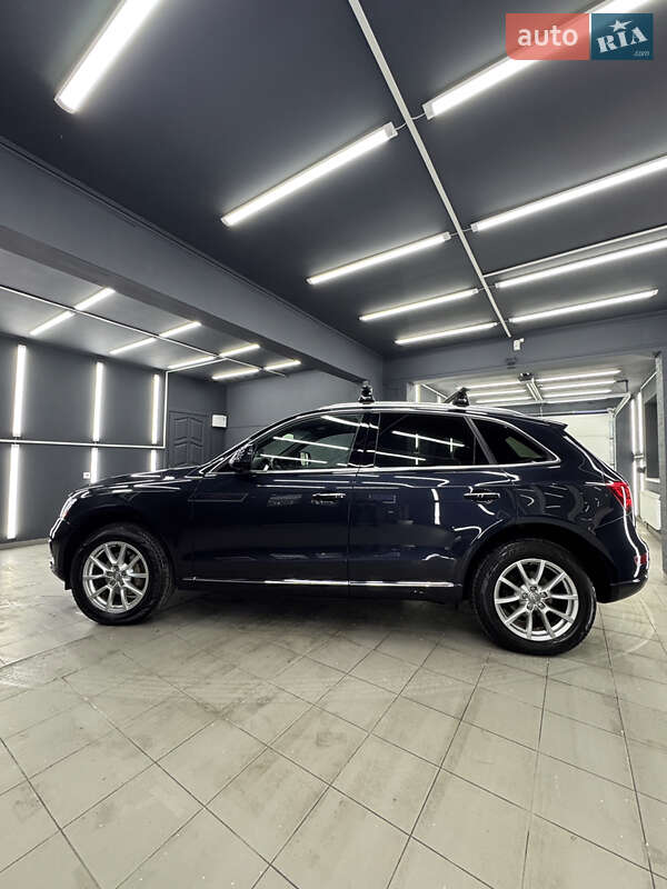 Внедорожник / Кроссовер Audi Q5 2014 в Коломые