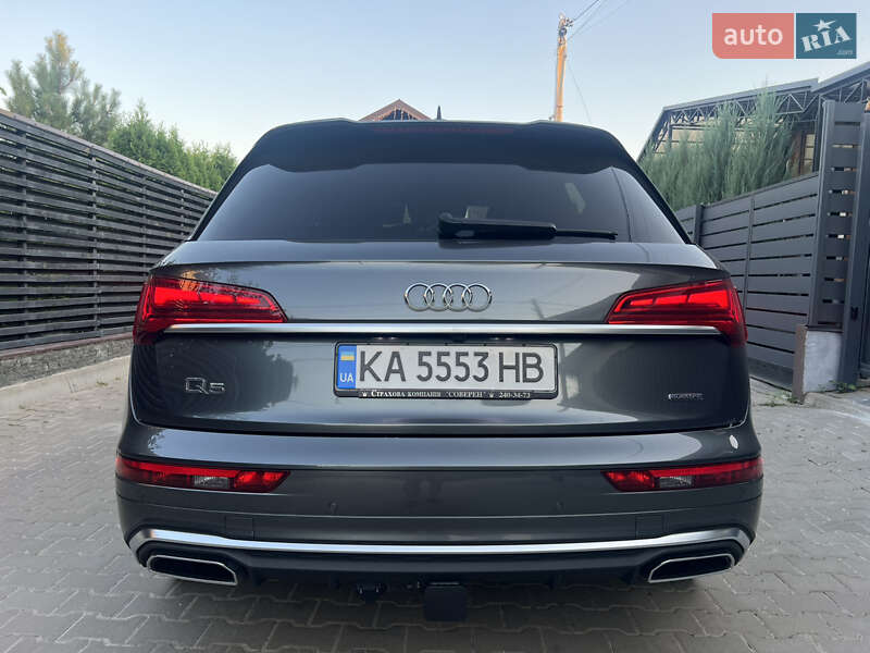 Позашляховик / Кросовер Audi Q5 2021 в Києві