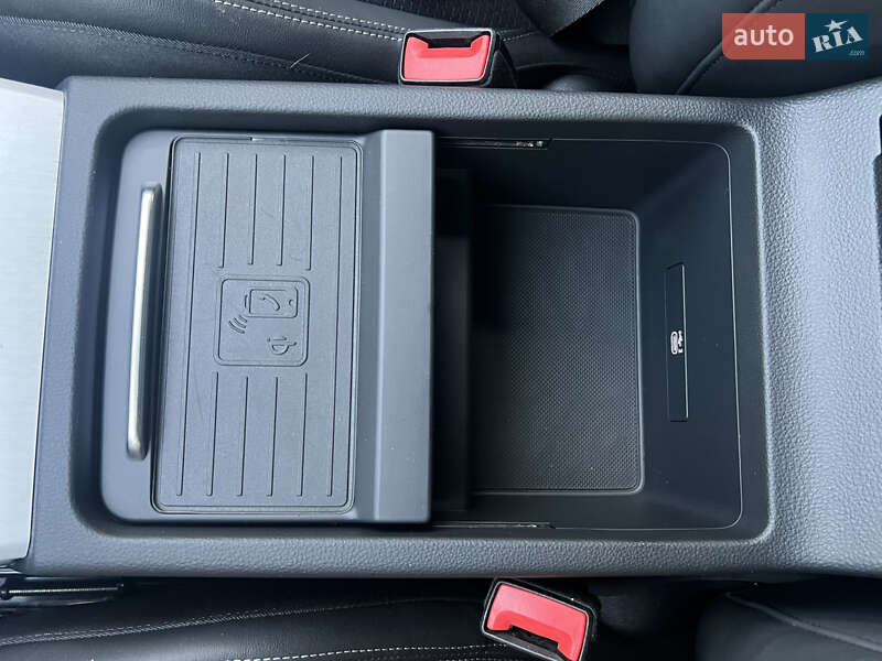 Позашляховик / Кросовер Audi Q5 2021 в Києві