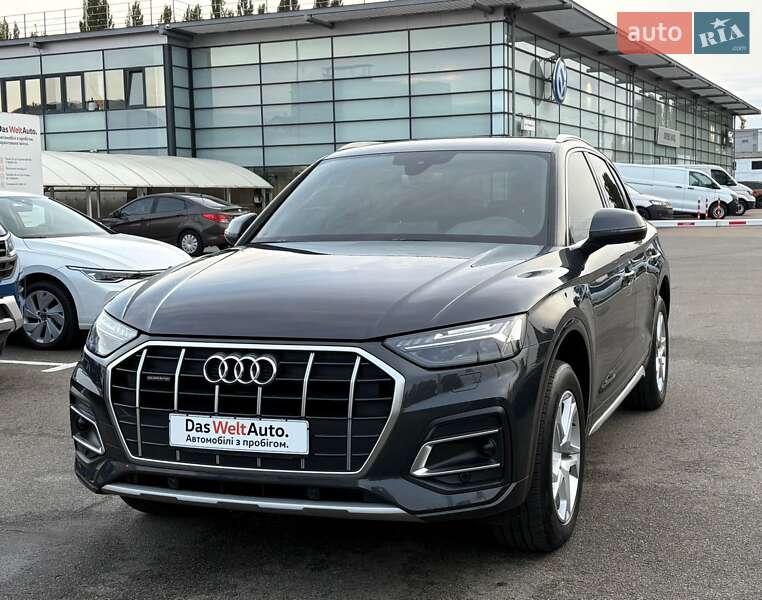 Внедорожник / Кроссовер Audi Q5 2023 в Киеве