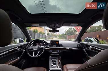 Внедорожник / Кроссовер Audi Q5 2018 в 