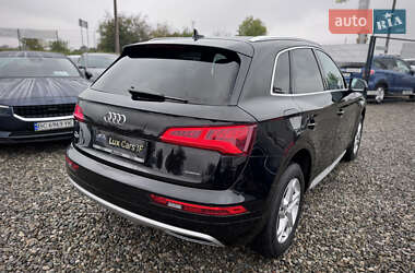 Внедорожник / Кроссовер Audi Q5 2019 в 