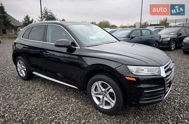 Внедорожник / Кроссовер Audi Q5 2019 в 