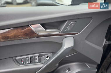 Внедорожник / Кроссовер Audi Q5 2019 в 