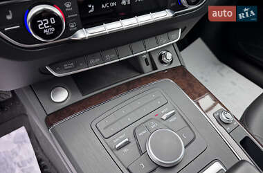 Внедорожник / Кроссовер Audi Q5 2019 в 