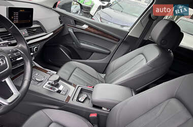 Внедорожник / Кроссовер Audi Q5 2019 в 