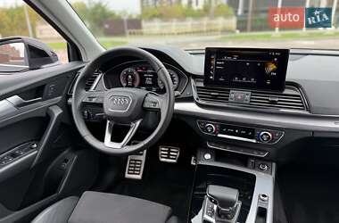 Внедорожник / Кроссовер Audi Q5 2021 в 