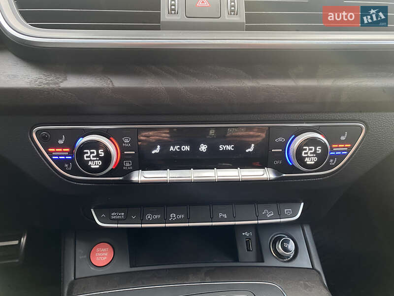 Внедорожник / Кроссовер Audi Q5 2018 в Львове