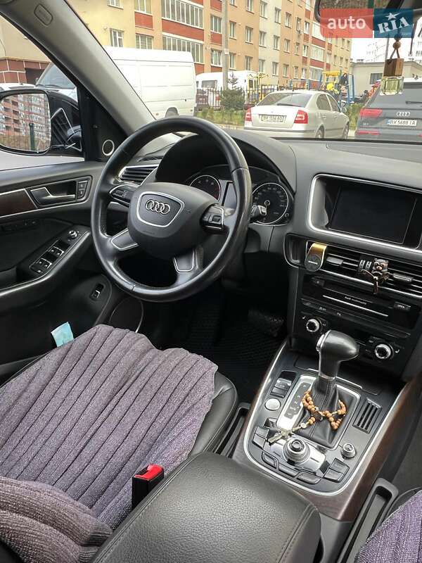 Позашляховик / Кросовер Audi Q5 2015 в Києві