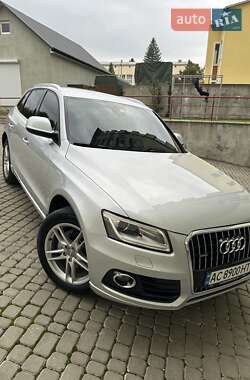 Внедорожник / Кроссовер Audi Q5 2012 в 