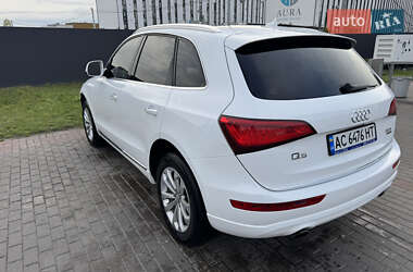 Позашляховик / Кросовер Audi Q5 2016 в 