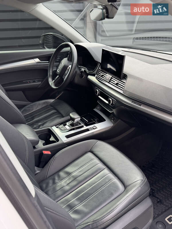 Внедорожник / Кроссовер Audi Q5 2021 в Львове