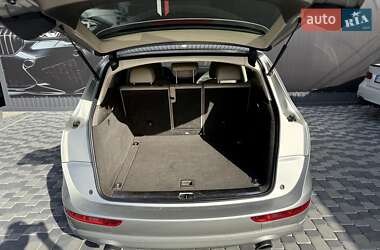 Позашляховик / Кросовер Audi Q5 2015 в 