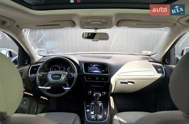 Позашляховик / Кросовер Audi Q5 2015 в 