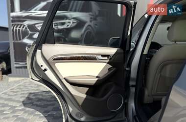 Позашляховик / Кросовер Audi Q5 2015 в 