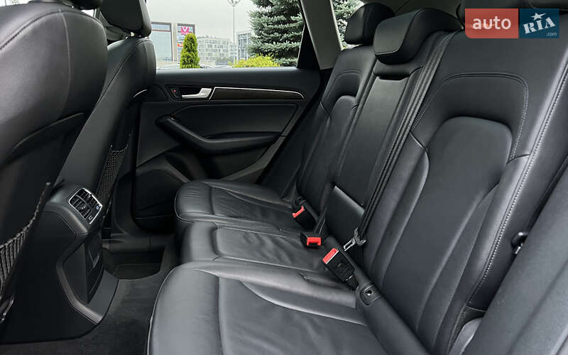 Внедорожник / Кроссовер Audi Q5 2016 в Львове