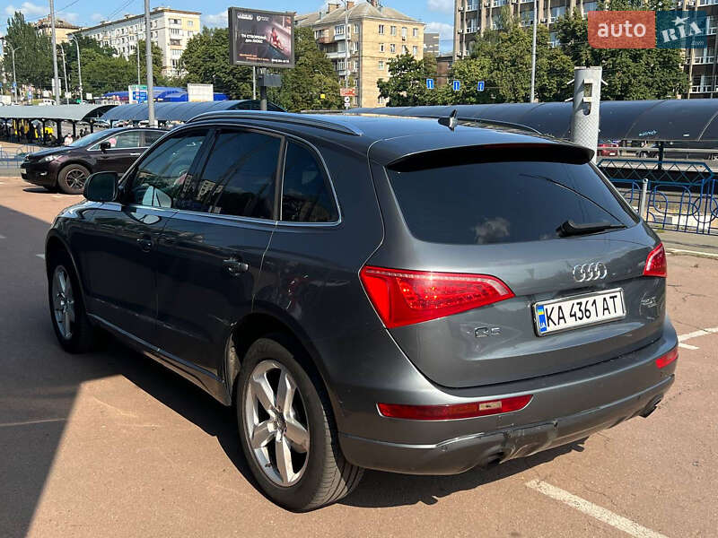 Позашляховик / Кросовер Audi Q5 2012 в Києві