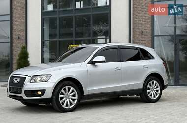 Внедорожник / Кроссовер Audi Q5 2010 в 