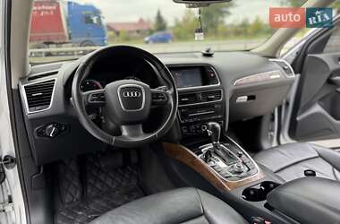 Внедорожник / Кроссовер Audi Q5 2010 в 