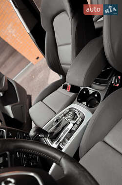 Внедорожник / Кроссовер Audi Q5 2011 в 