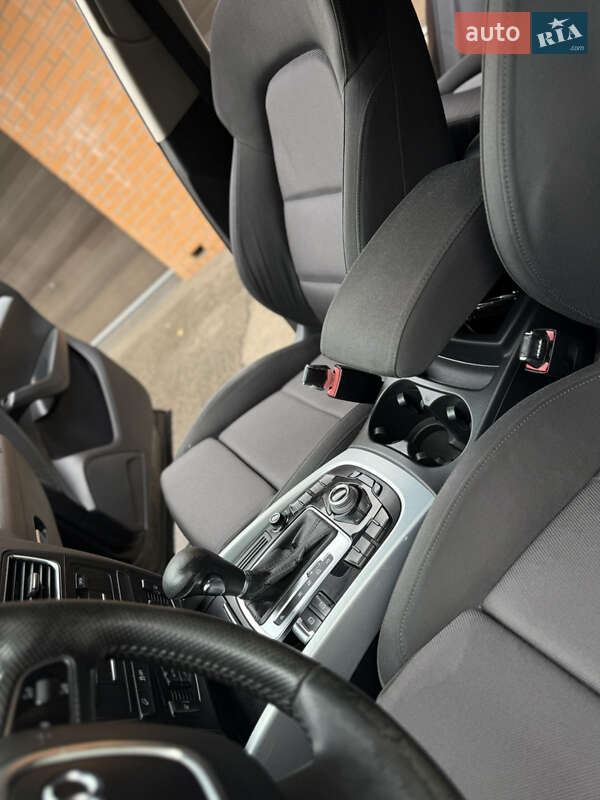 Позашляховик / Кросовер Audi Q5 2011 в Смілі фото 16 Позашляховик / Кросовер Audi Q5 2011 в Смілі