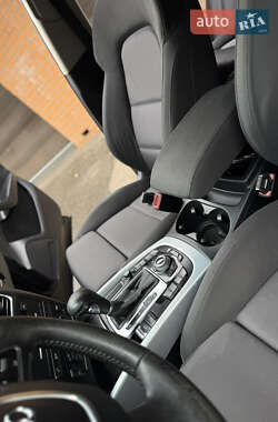Внедорожник / Кроссовер Audi Q5 2011 в 