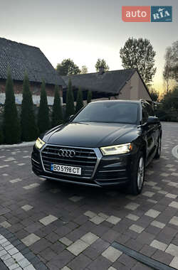 Внедорожник / Кроссовер Audi Q5 2017 в 