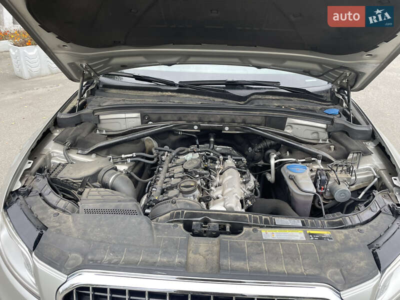 Внедорожник / Кроссовер Audi Q5 2013 в Киеве