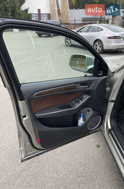 Внедорожник / Кроссовер Audi Q5 2013 в 