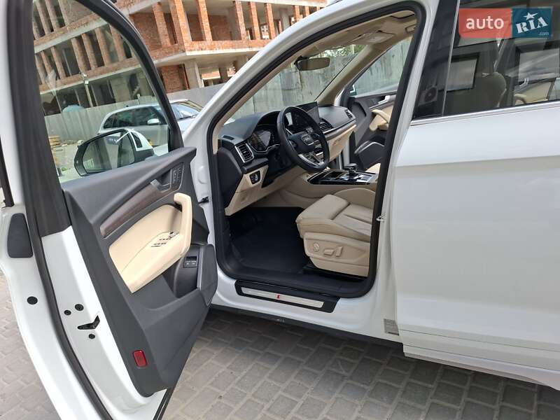 Внедорожник / Кроссовер Audi Q5 2021 в Львове фото 28 Внедорожник / Кроссовер Audi Q5 2021 в Львове