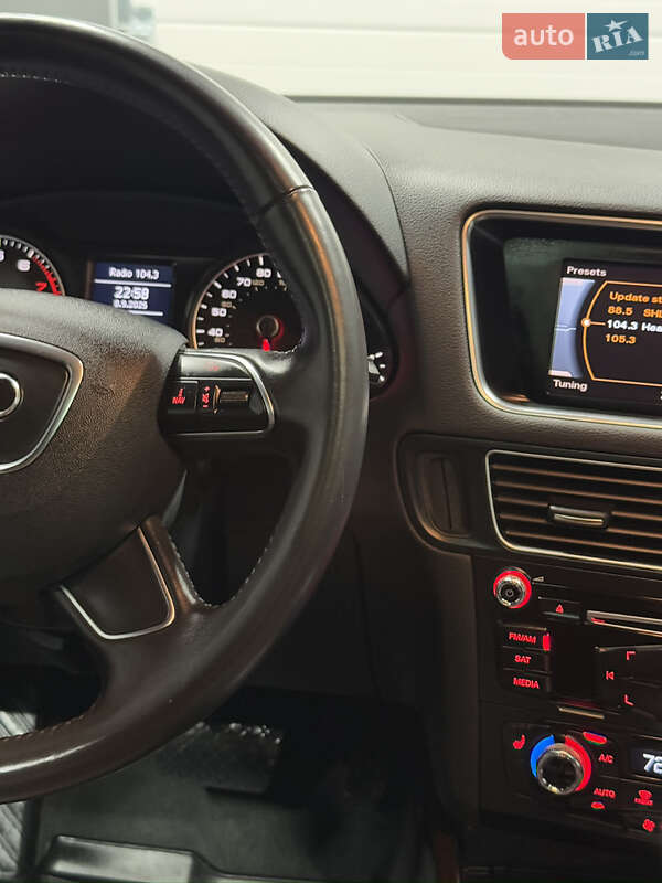 Позашляховик / Кросовер Audi Q5 2014 в Вараші