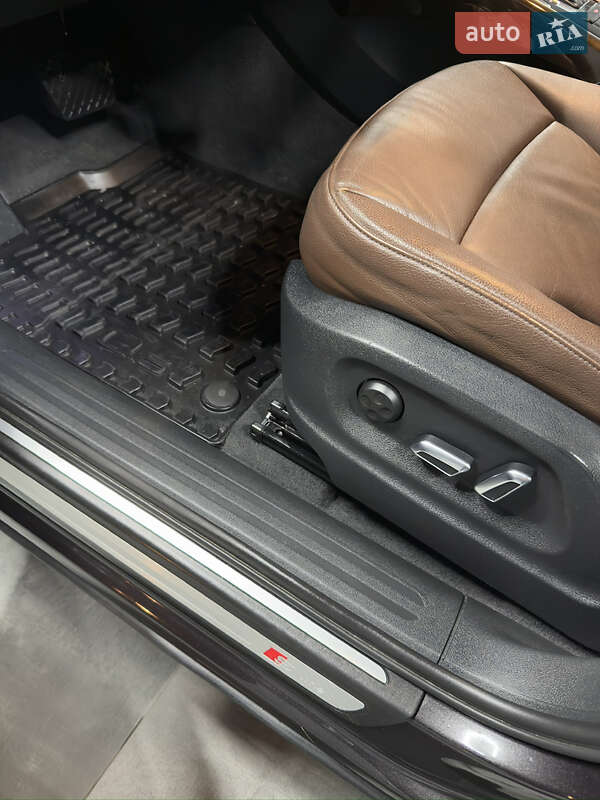 Позашляховик / Кросовер Audi Q5 2014 в Вараші