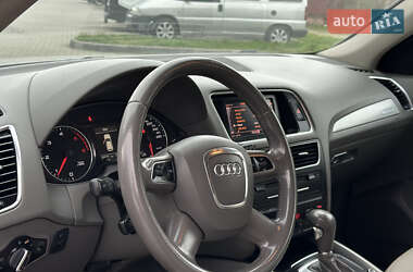 Внедорожник / Кроссовер Audi Q5 2011 в 