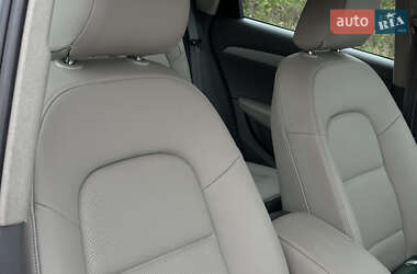 Внедорожник / Кроссовер Audi Q5 2011 в 