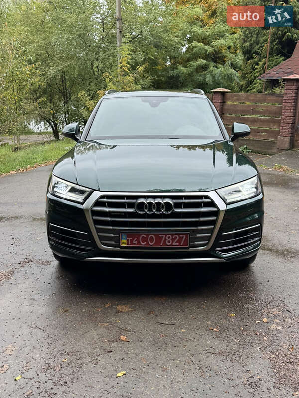 Внедорожник / Кроссовер Audi Q5 2017 в Ивано-Франковске