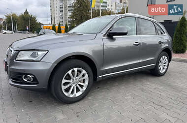 Внедорожник / Кроссовер Audi Q5 2015 в 