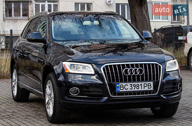 Внедорожник / Кроссовер Audi Q5 2016 в 