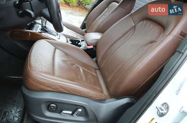 Внедорожник / Кроссовер Audi Q5 2015 в 