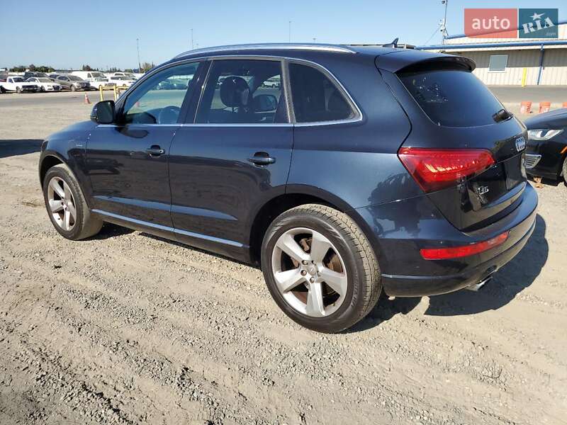 Позашляховик / Кросовер Audi Q5 2013 в Дніпрі