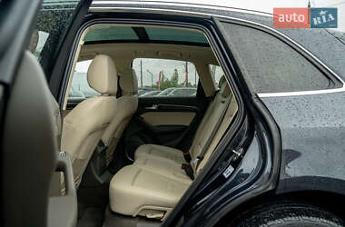 Внедорожник / Кроссовер Audi Q5 2015 в 