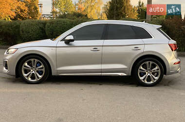 Внедорожник / Кроссовер Audi Q5 2021 в 