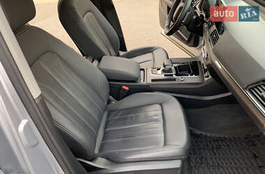 Внедорожник / Кроссовер Audi Q5 2021 в 