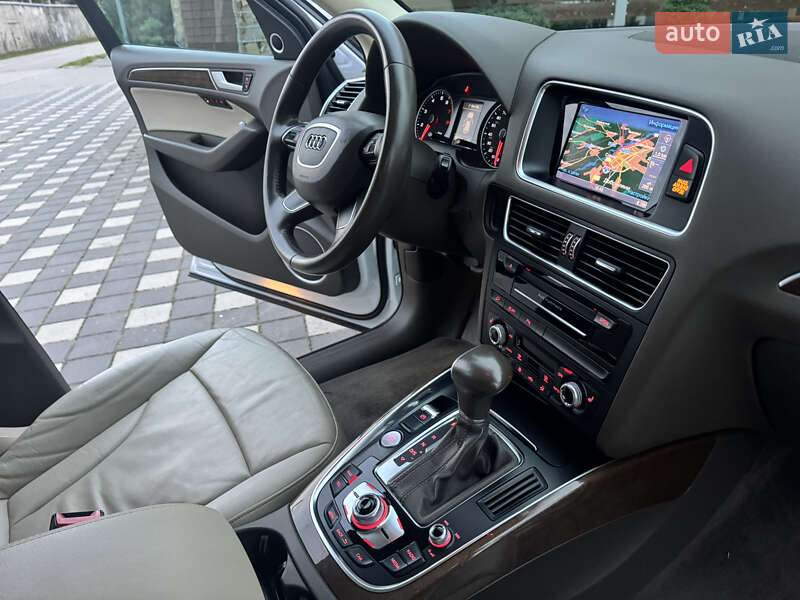 Позашляховик / Кросовер Audi Q5 2016 в Стрию