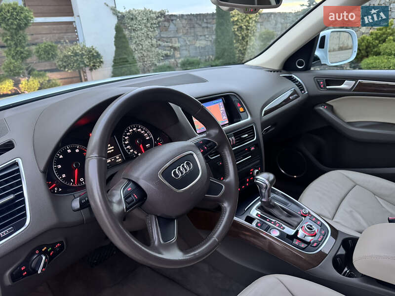Позашляховик / Кросовер Audi Q5 2016 в Стрию