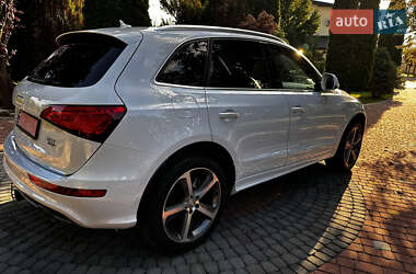 Внедорожник / Кроссовер Audi Q5 2017 в 