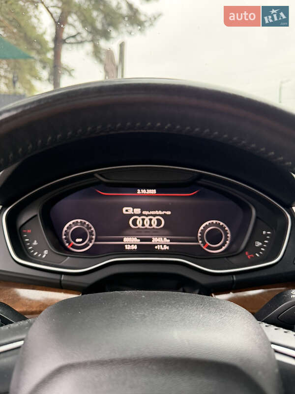Позашляховик / Кросовер Audi Q5 2019 в Києві