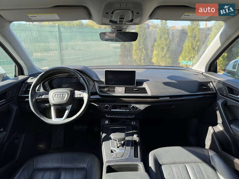 Внедорожник / Кроссовер Audi Q5 2019 в Киеве